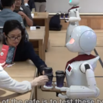 【海外の反応】「ついに未来が来た！」日本の分身ロボットカフェを見た外国人の反応。
